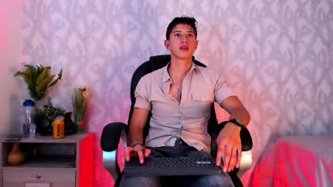 dorian_mystery online show from 12-12-24, 07:08