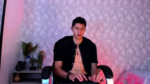 dorian_mystery online show from 12-28-24, 11:19