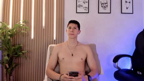 Snapshot of dorian_mystery chatting on 02-09-26, 06:45 dorian_mystery online show from 02-09-26, 06:45