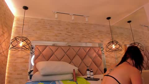 Snapshot of dorothy_vegga chatting on 01-21-25, 03:15 DOROTHY online show from 01-21-25, 03:15