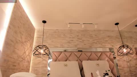 Snapshot of dorothy_vegga chatting on 02-11-25, 03:40 DOROTHY online show from 02-11-25, 03:40