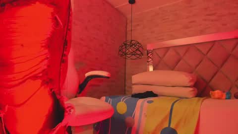 Snapshot of dorothy_vegga chatting on 02-28-25, 09:25 DOROTHY online show from 02-28-25, 09:25