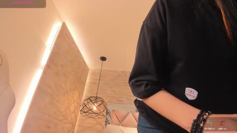 Snapshot of dorothy_vegga chatting on 03-05-25, 03:18 DOROTHY online show from 03-05-25, 03:18