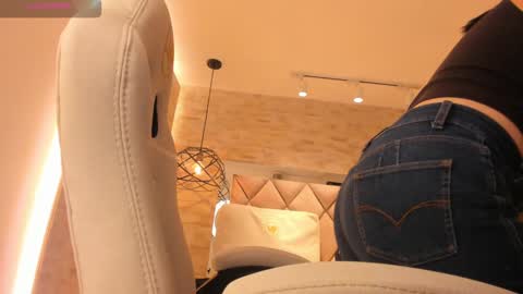 Snapshot of dorothy_vegga chatting on 03-05-25, 06:23 DOROTHY online show from 03-05-25, 06:23