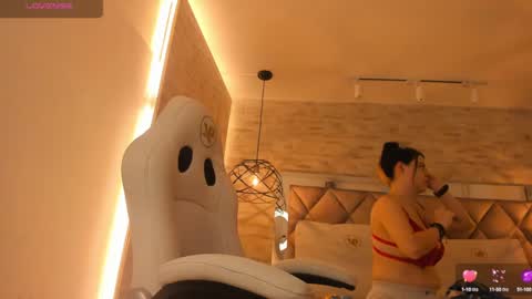 Snapshot of dorothy_vegga chatting on 03-06-25, 03:57 DOROTHY online show from 03-06-25, 03:57