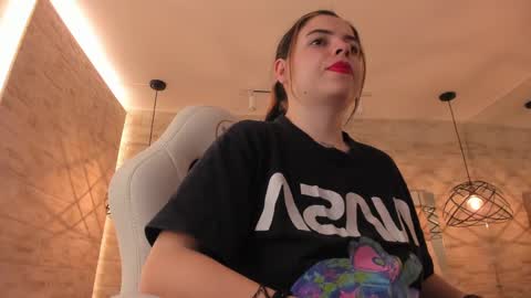 Snapshot of dorothy_vegga chatting on 03-07-25, 03:29 DOROTHY online show from 03-07-25, 03:29