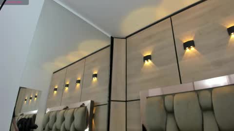  DOROTHY online show from 12-21-25, 03:35