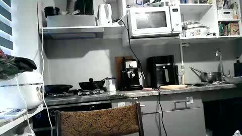 Dorrie Ann online show from 09-15-25, 05:18