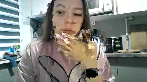 Dorrie Ann online show from 10-20-25, 06:14