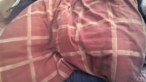 Snapshot of dorsetbiker714 chatting on 09-09-25, 09:31 Hello  welcome to Slutsville  I am the Naked Chef  really  but you may call me Peter online show from 09-09-25, 09:31