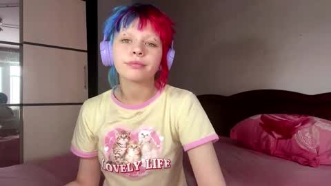 Snapshot of dorthacavan chatting on 02-16-26, 08:10 Milana online show from 02-16-26, 08:10