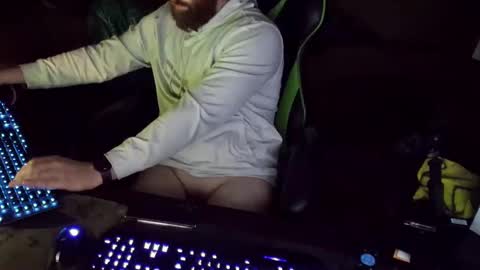 Snapshot of dotyoureyezez chatting on 12-10-24, 09:44 DotYourEyezez online show from 12-10-24, 09:44