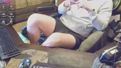 Snapshot of dotyoureyezez chatting on 01-15-25, 09:45 DotYourEyezez online show from 01-15-25, 09:45