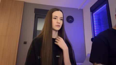 Alice and Mark online show from 11-29-25, 01:19