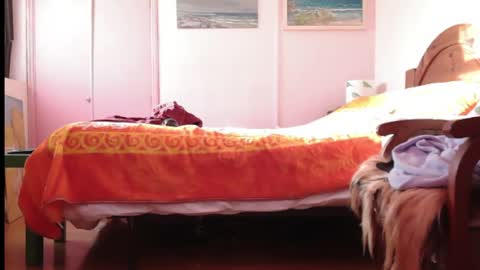 Snapshot of doucement chatting on 02-13-25, 08:48 Lucia online show from 02-13-25, 08:48