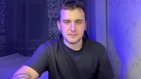 douglas_666 online show from 11-18-25, 07:29