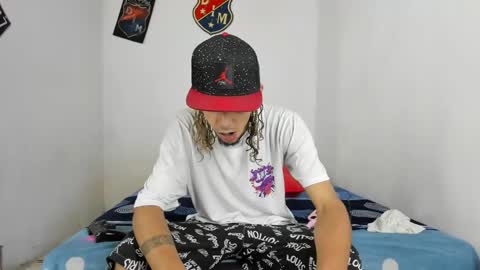 douglas_gallegos online show from 02-01-25, 02:47