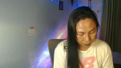 doyouwantme143 online show from 11-21-25, 04:16