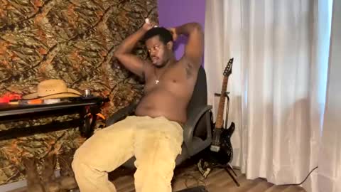 MrPirated online show from 12-28-24, 07:54