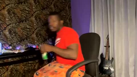 MrPirated online show from 01-05-25, 03:43