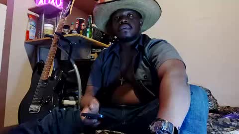 MrPirated online show from 09-27-25, 04:39