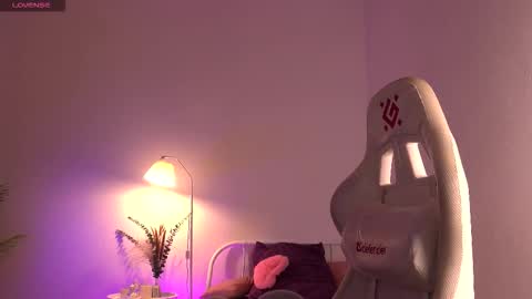 Lisbeth Salander online show from 10-10-25, 05:17