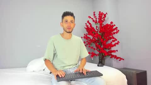 Drake and Zara online show from 11-12-25, 11:32