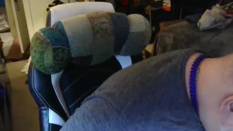 Snapshot of drake_r_darkrose chatting on 12-27-24, 02:14 Drake D Vamp aka Drake DarkRose online show from 12-27-24, 02:14