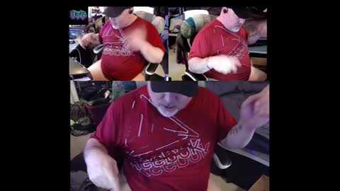 Snapshot of drake_r_darkrose chatting on 02-04-25, 08:06 Drake D Vamp aka Drake DarkRose online show from 02-04-25, 08:06