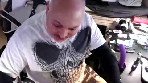 Snapshot of drake_r_darkrose chatting on 10-07-25, 03:31 Drake D Vamp aka Drake DarkRose online show from 10-07-25, 03:31