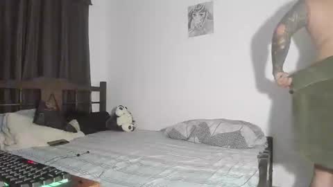 Snapshot of drake_white1 chatting on 02-28-25, 03:59 drake whitee Independent Model online show from 02-28-25, 03:59