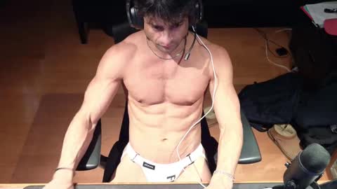 Snapshot of drakeoc chatting on 12-18-24, 07:36 drakeoc online show from 12-18-24, 07:36