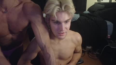 Snapshot of drakeoc chatting on 02-10-25, 12:29 drakeoc online show from 02-10-25, 12:29