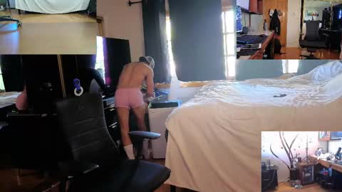 Snapshot of drakeoc chatting on 03-07-25, 10:10 drakeoc online show from 03-07-25, 10:10