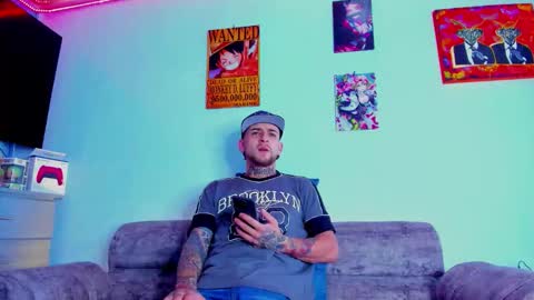 Drako online show from 11-25-25, 01:00