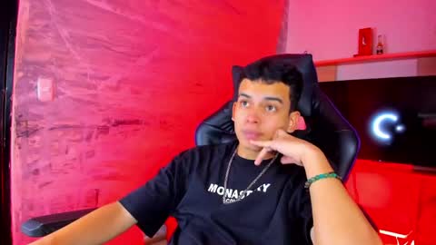 Snapshot of drakostone chatting on 05-16-26, 09:13 Drako online show from 05-16-26, 09:13