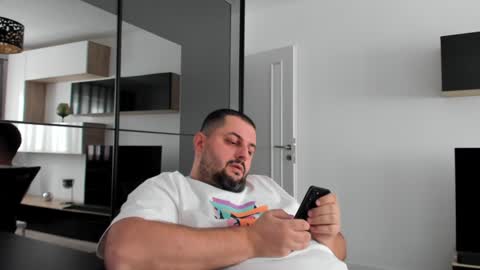 Snapshot of draven_a chatting on 01-16-25, 11:26 Draven A online show from 01-16-25, 11:26