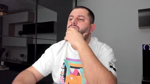 Snapshot of draven_a chatting on 01-18-25, 07:15 Draven A online show from 01-18-25, 07:15