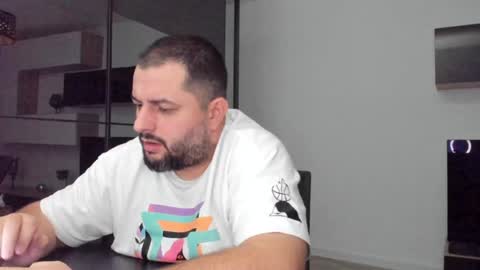 Snapshot of draven_a chatting on 01-19-25, 05:18 Draven A online show from 01-19-25, 05:18