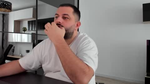 Snapshot of draven_a chatting on 01-27-25, 12:48 Draven A online show from 01-27-25, 12:48