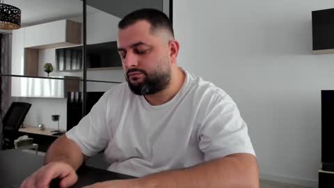 Snapshot of draven_a chatting on 02-06-25, 10:48 Draven A online show from 02-06-25, 10:48