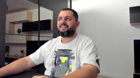 Snapshot of draven_a chatting on 02-16-25, 06:10 Draven A online show from 02-16-25, 06:10