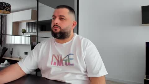 Snapshot of draven_a chatting on 02-19-25, 08:01 Draven A online show from 02-19-25, 08:01