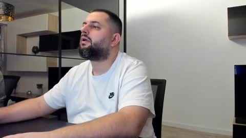 Snapshot of draven_a chatting on 02-22-25, 07:03 Draven A online show from 02-22-25, 07:03