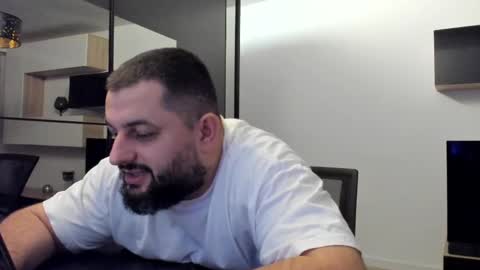 Snapshot of draven_a chatting on 02-28-25, 08:07 Draven A online show from 02-28-25, 08:07