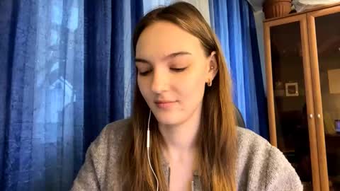 Snapshot of dreamagould chatting on 11-09-25, 04:55 Bett online show from 11-09-25, 04:55