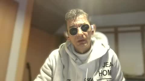 Dreambob online show from 12-20-25, 07:32