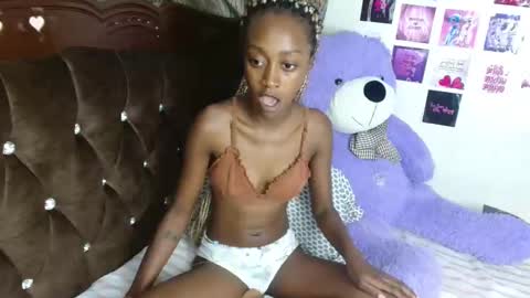 Dreameyes online show from 04-05-26, 06:21