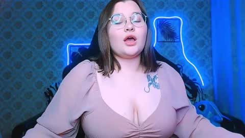 dreamforyoue2 online show from 10-01-25, 07:20