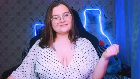 dreamforyoue2 online show from 10-31-25, 08:54